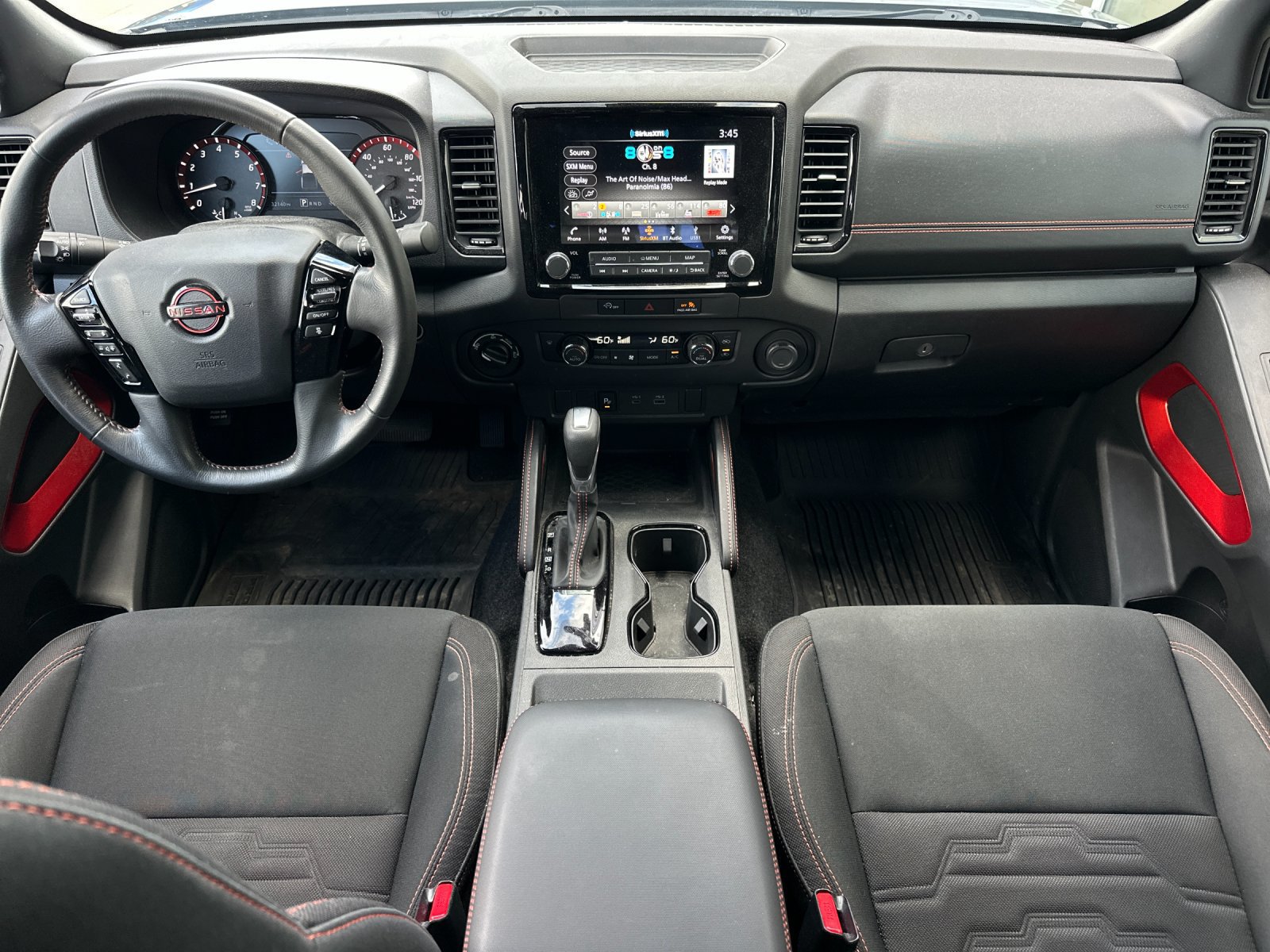 Used 2024 Nissan Frontier PRO-4X w/ Technology Package AWD/4WD image 13
