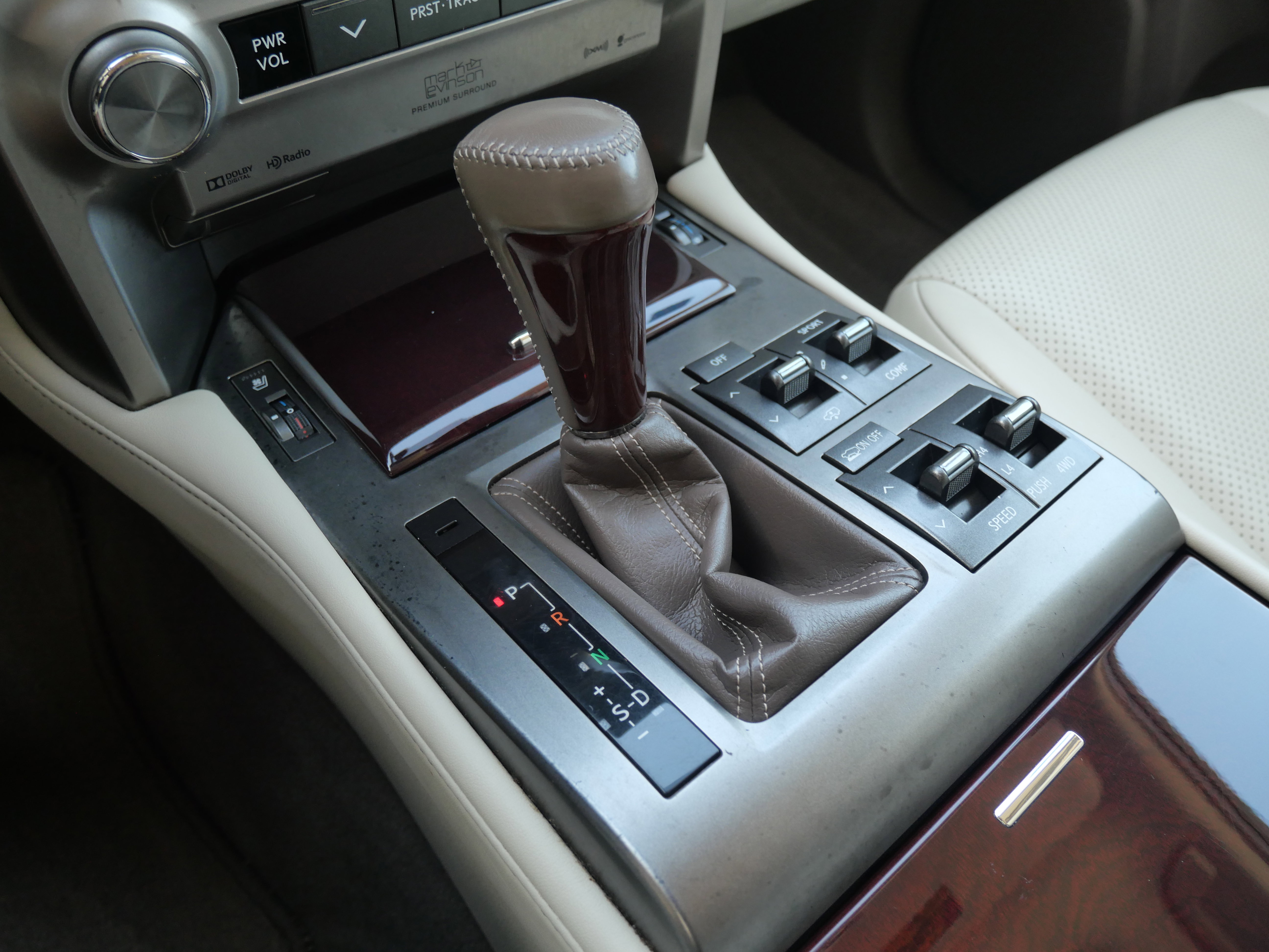 Used 2017 Lexus GX 460 Luxury image 35