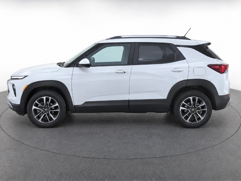 Used 2026 Chevrolet TrailBlazer LT AWD/4WD image 5