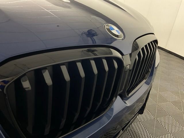 Used 2023 BMW X3 xDrive30i w/ M Sport Package image 11