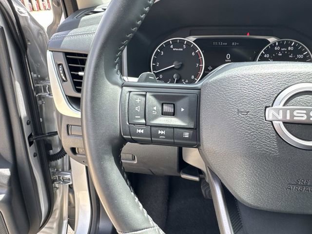 Used 2025 Nissan Rogue SV AWD/4WD image 27