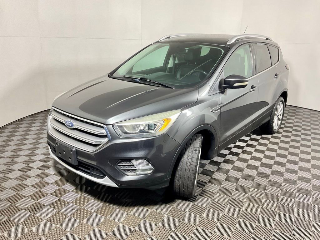 Used 2017 Ford Escape Titanium image 9