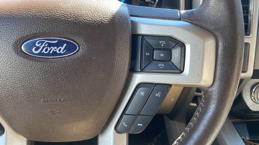 Used 2019 Ford F150 Lariat w/ Equipment Group 502A Luxury AWD/4WD image 22