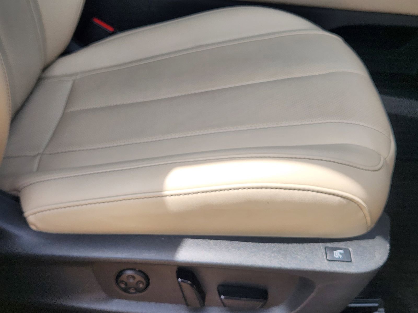 Used 2023 INFINITI QX60 Sensory w/ Cargo Package AWD/4WD image 28