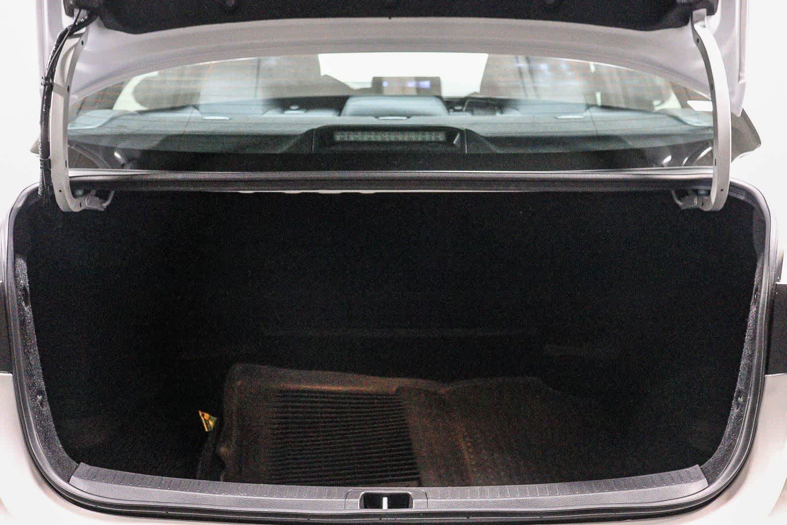 Certified 2024 Toyota Corolla SE FWD image 27
