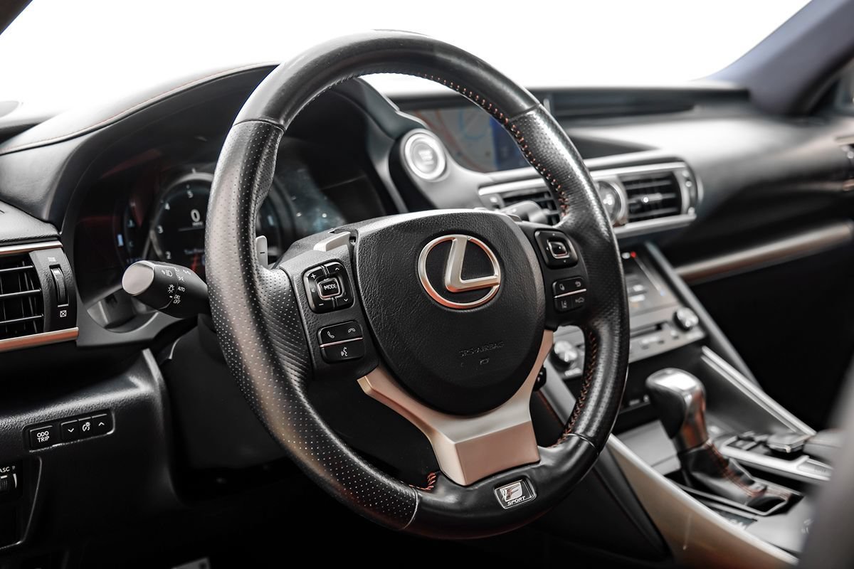 Used 2018 Lexus IS 300 F Sport w/ F Sport Package RWD image 14