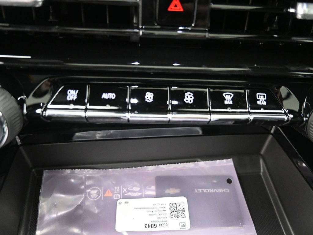 New 2026 Chevrolet Suburban Premier w/ Sun And Tow Package AWD/4WD image 20