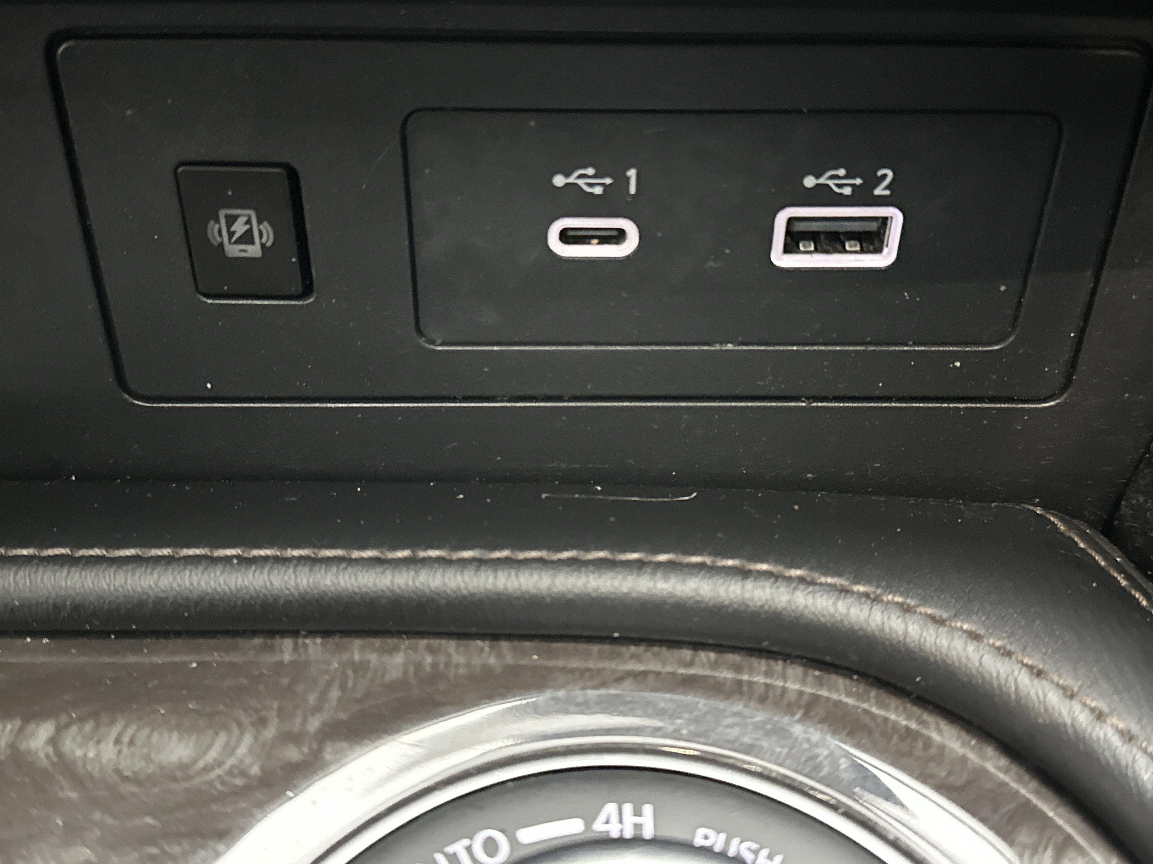 Used 2023 Nissan Armada Platinum image 48