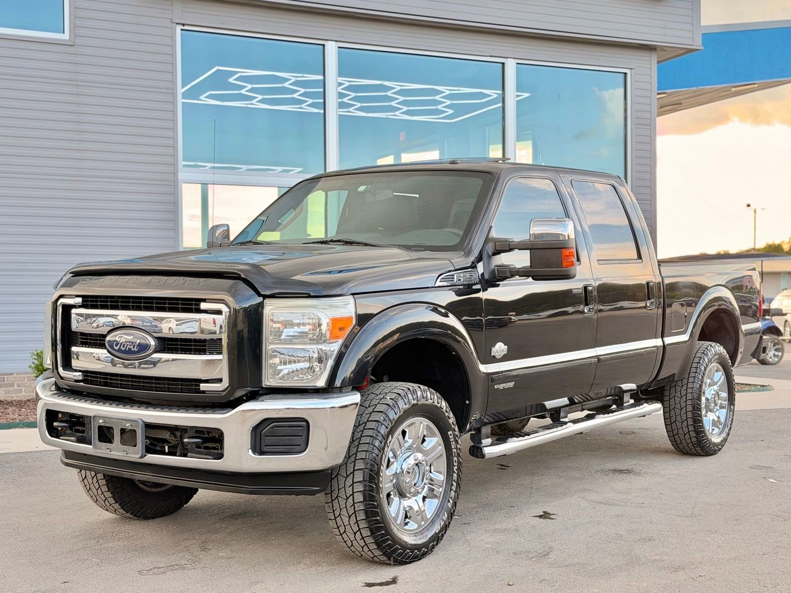Used 2015 Ford F250 King Ranch w/ King Ranch w/Chrome Package image 8