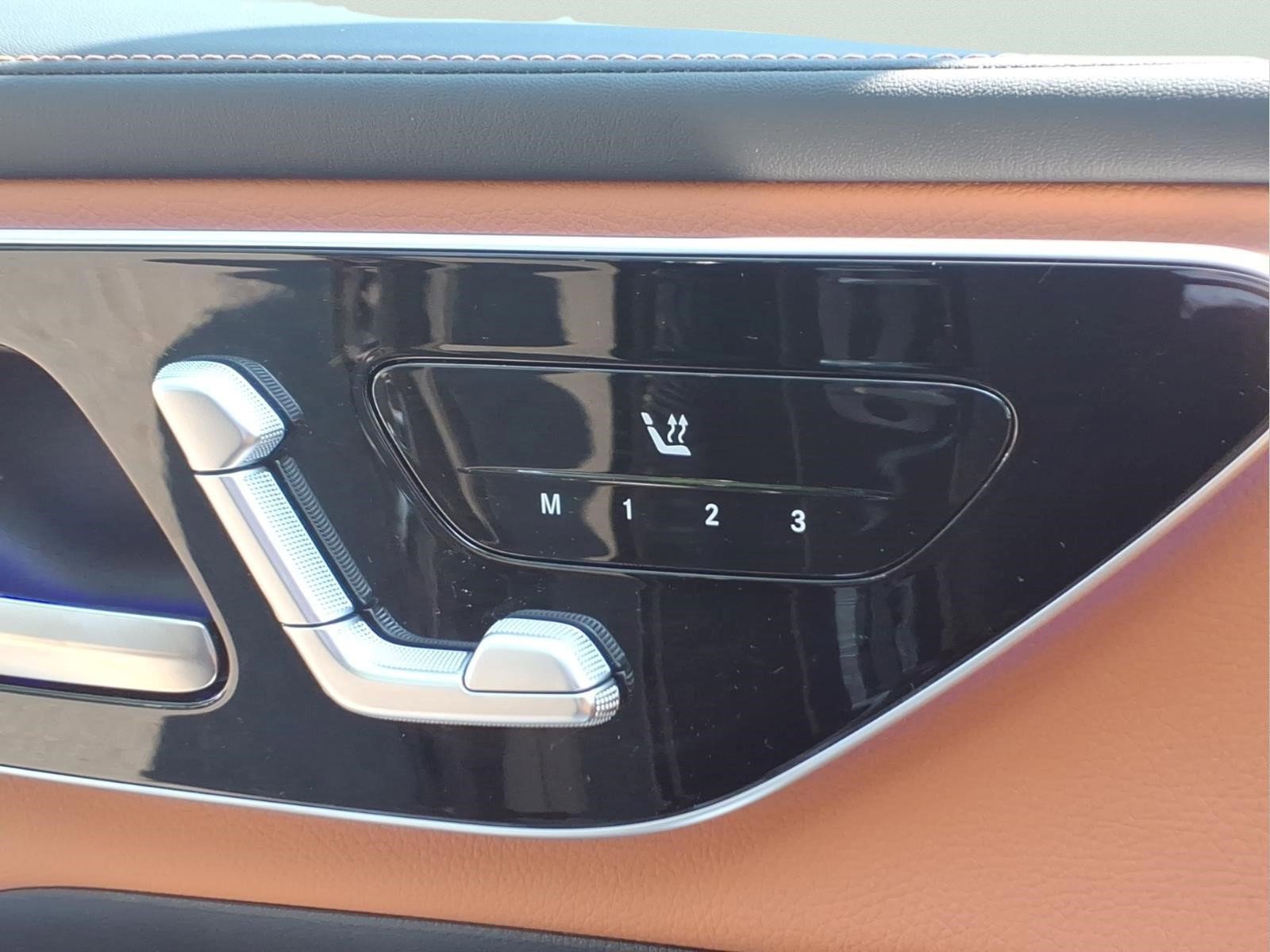 Used 2023 Mercedes-Benz GLC 300 4MATIC image 23
