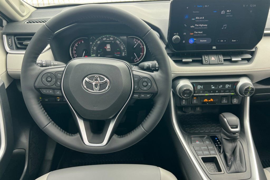 Used 2025 Toyota RAV4 XLE Premium w/ Weather Package image 11