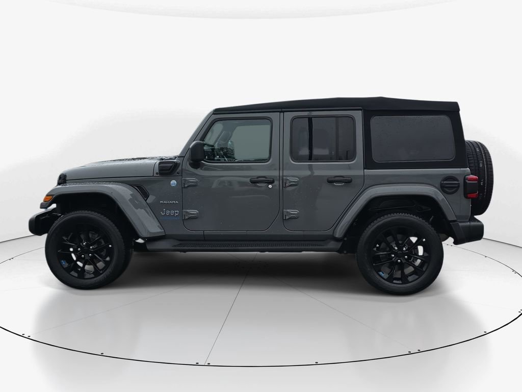 Used 2023 Jeep Wrangler Unlimited Sahara image 9