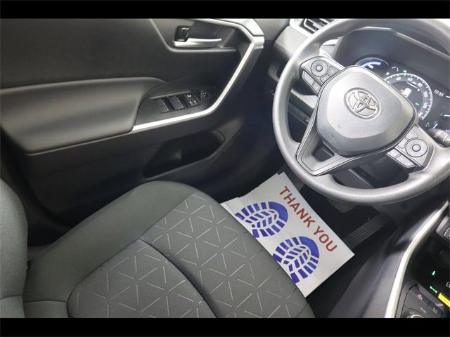 Used 2025 Toyota RAV4 XLE w/ Convenience Package image 21