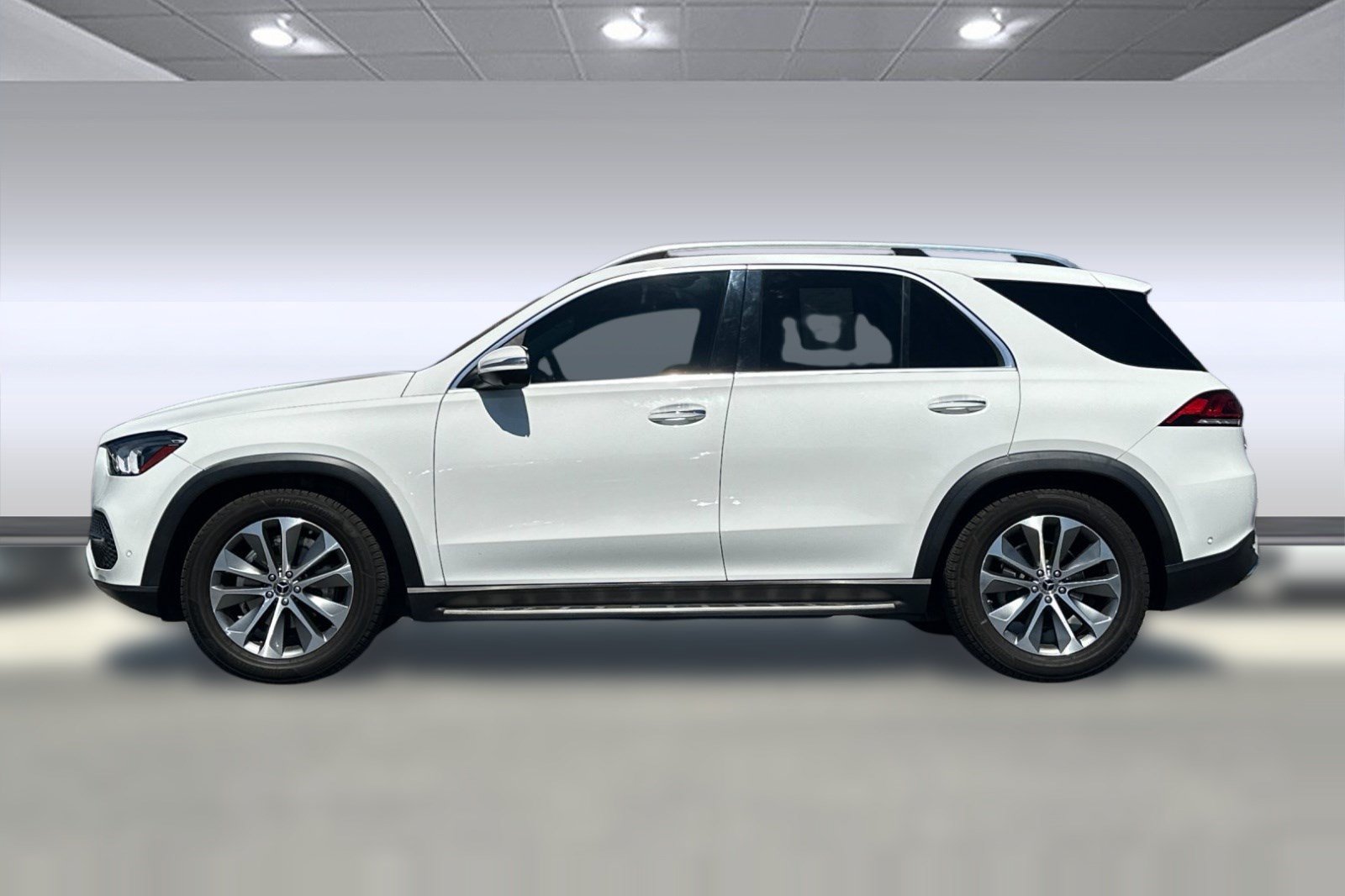 Used 2020 Mercedes-Benz GLE 350 image 2