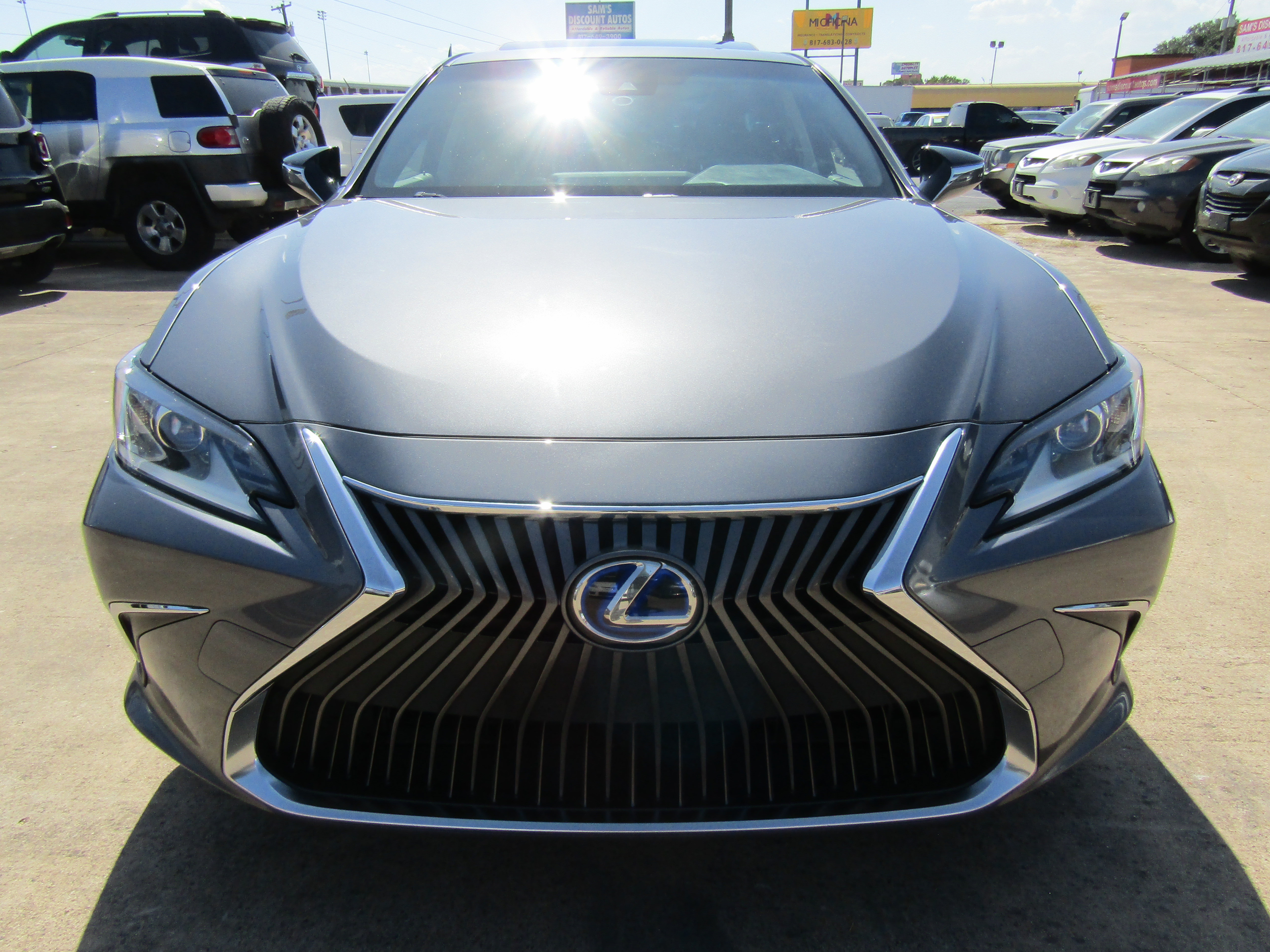 Used 2019 Lexus ES 300h FWD image 7