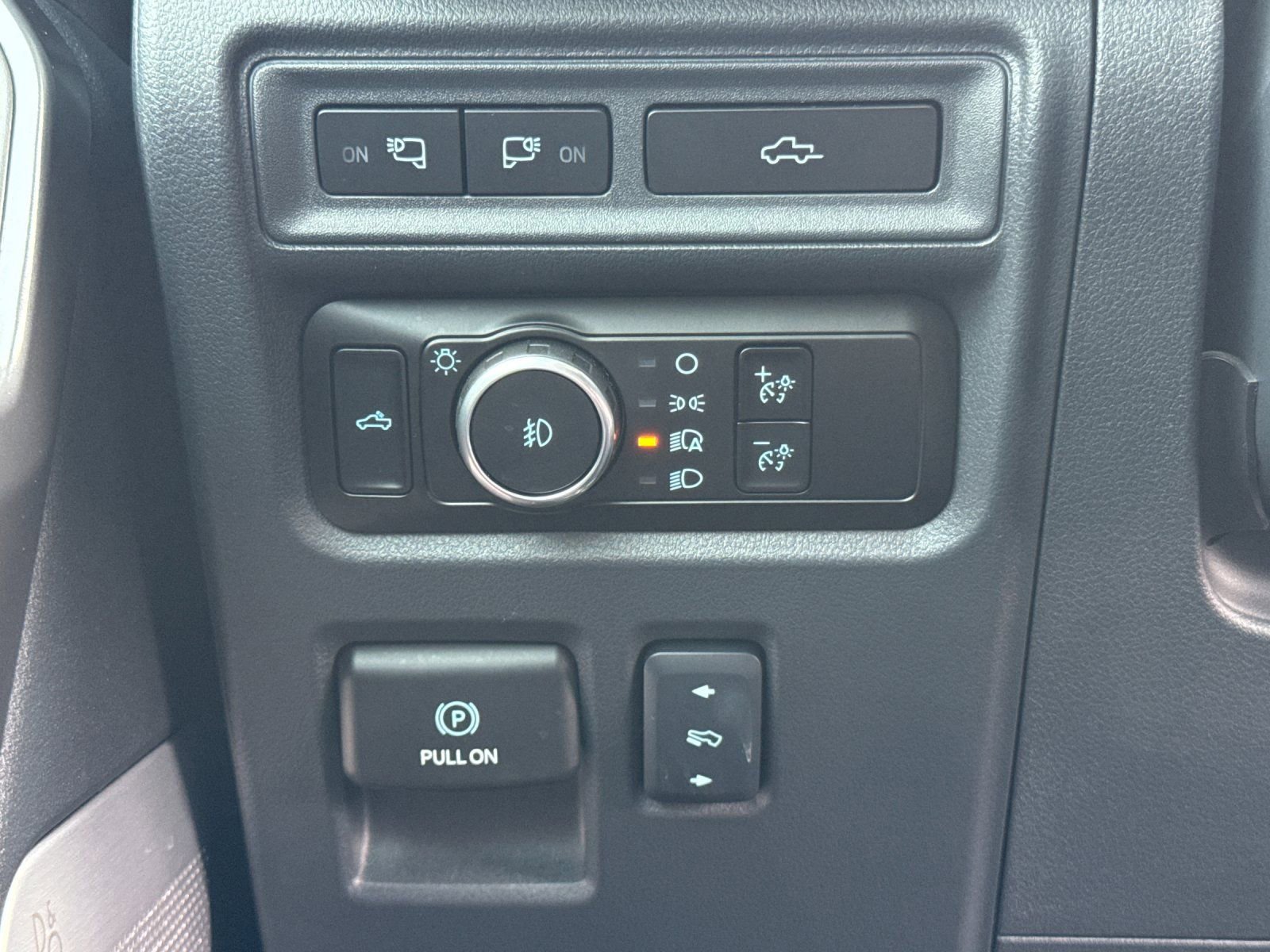 Used 2024 Ford F150 Lariat w/ Equipment Group 502A High image 33