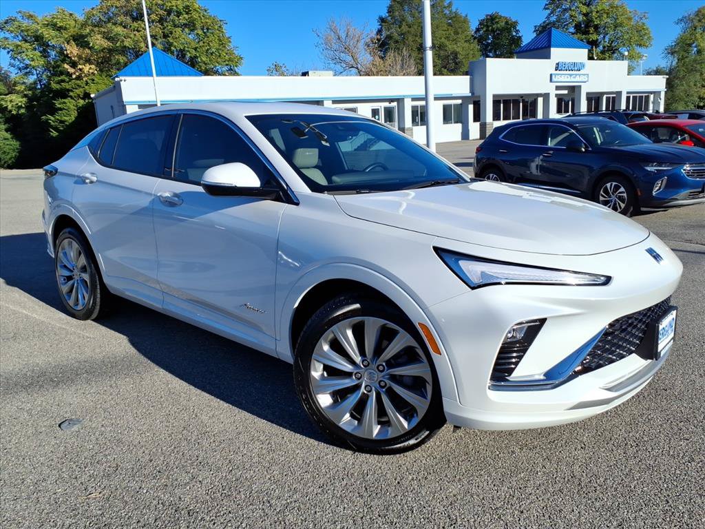 Used 2024 Buick Envista Avenir FWD image 2