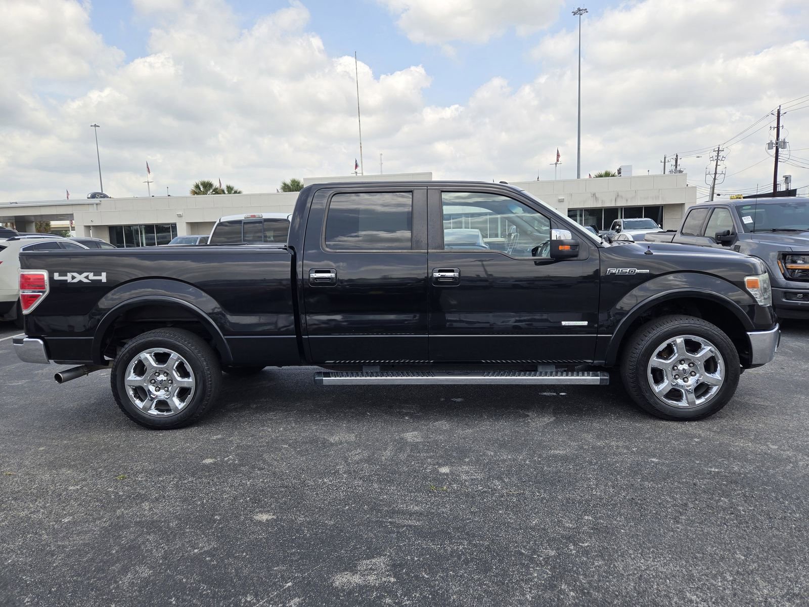 Used 2013 Ford F150 Lariat w/ Luxury Equipment Group AWD/4WD image 4