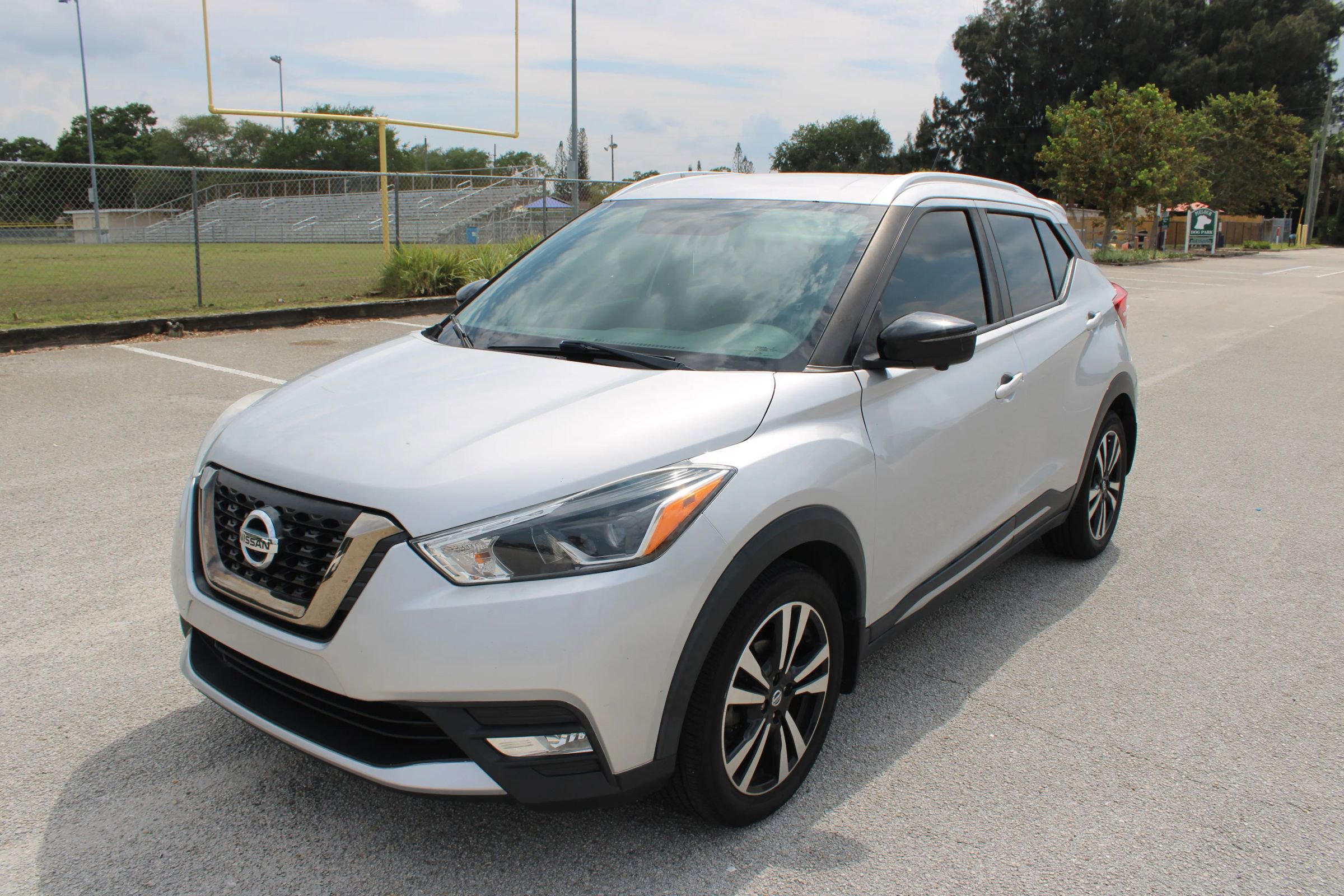 Used 2019 Nissan Kicks SR FWD image 31