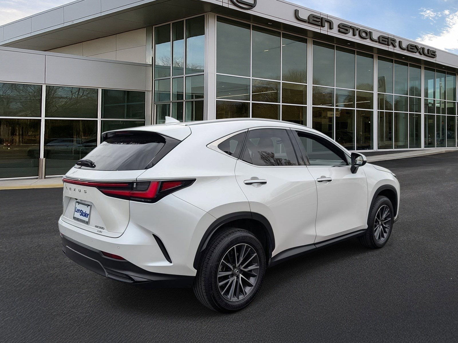 Used 2025 Lexus NX 350 AWD w/ Cold Area Package image 3
