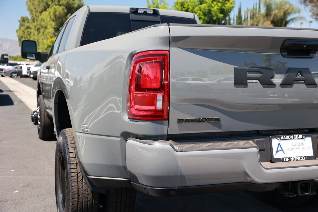 New 2026 RAM 3500 Big Horn AWD/4WD image 10