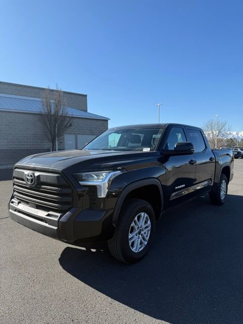 Used 2023 Toyota Tundra SR5 w/ SR5 Convenience Package image 7