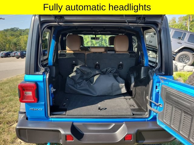 Certified 2023 Jeep Wrangler Unlimited Rubicon 4xe w/ Cold Weather Group AWD/4WD image 28