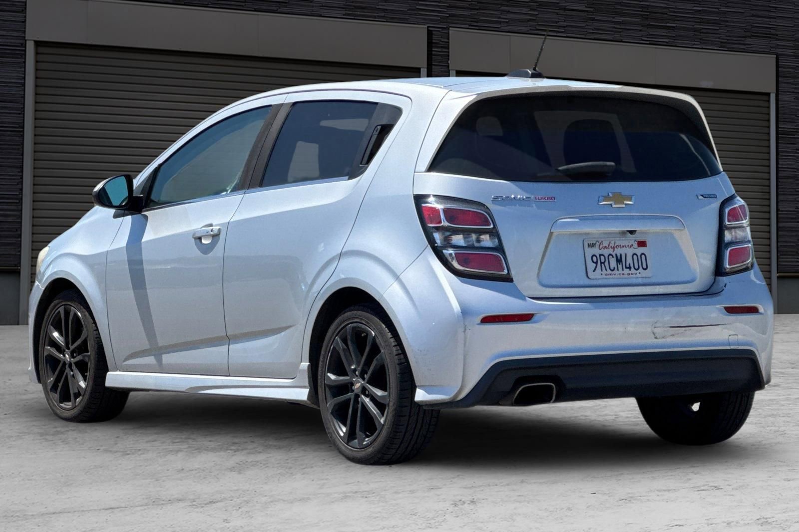 Used 2017 Chevrolet Sonic Premier FWD image 6
