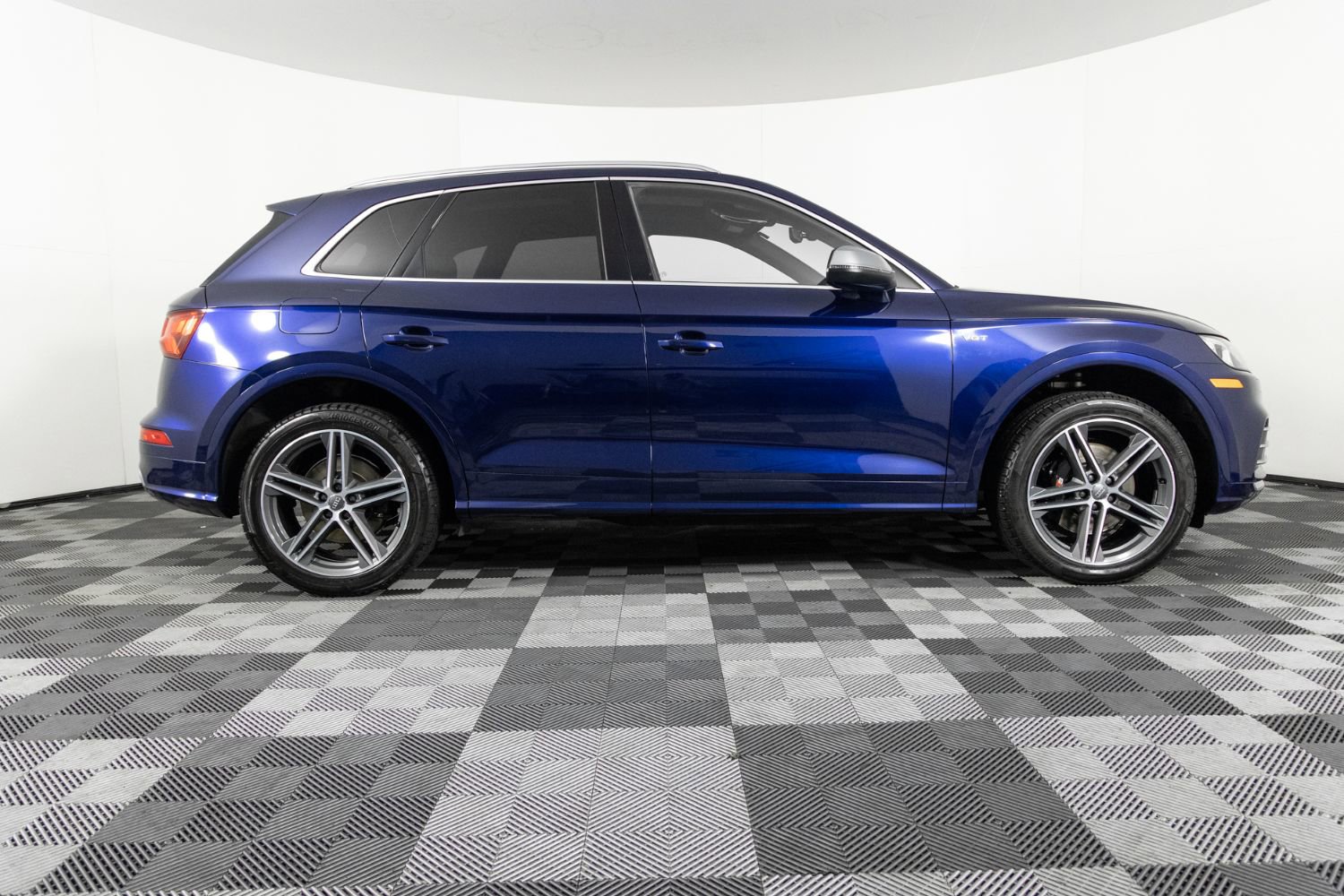 Used 2018 Audi SQ5 Premium Plus w/ Navigation Package AWD/4WD image 7