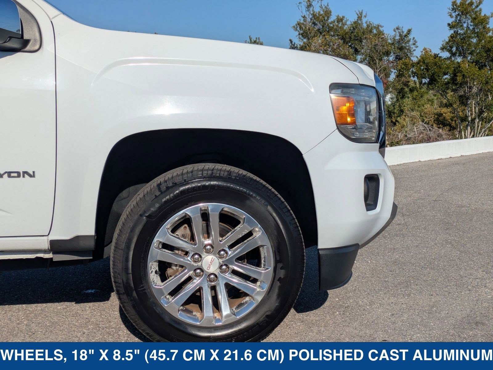 Used 2015 GMC Canyon SLT image 11