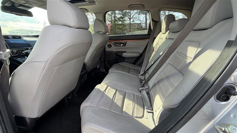 Used 2017 Honda CR-V Touring image 18