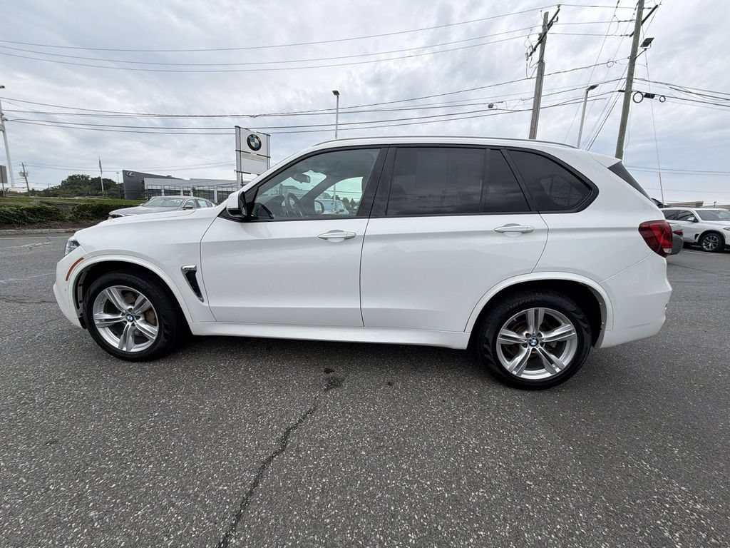 Used 2018 BMW X5 xDrive50i AWD/4WD image 11