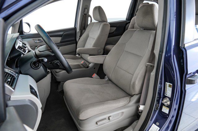 Used 2015 Honda Odyssey LX image 27