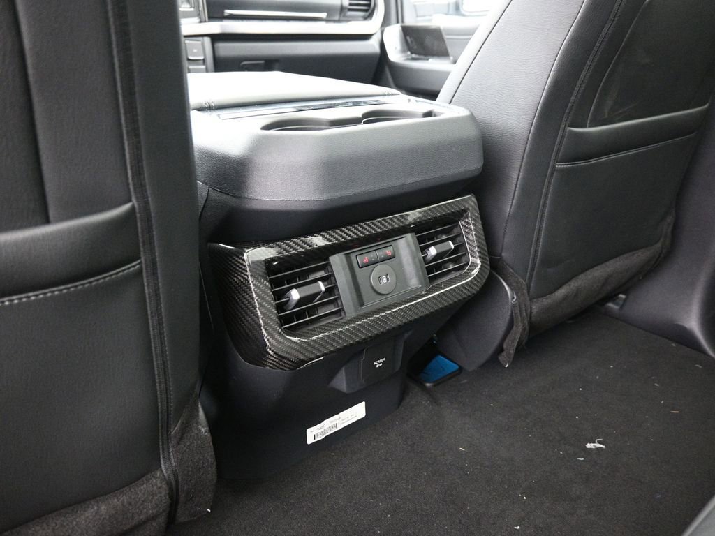 New 2026 Ford F250 Lariat w/ Black Appearance Package image 27