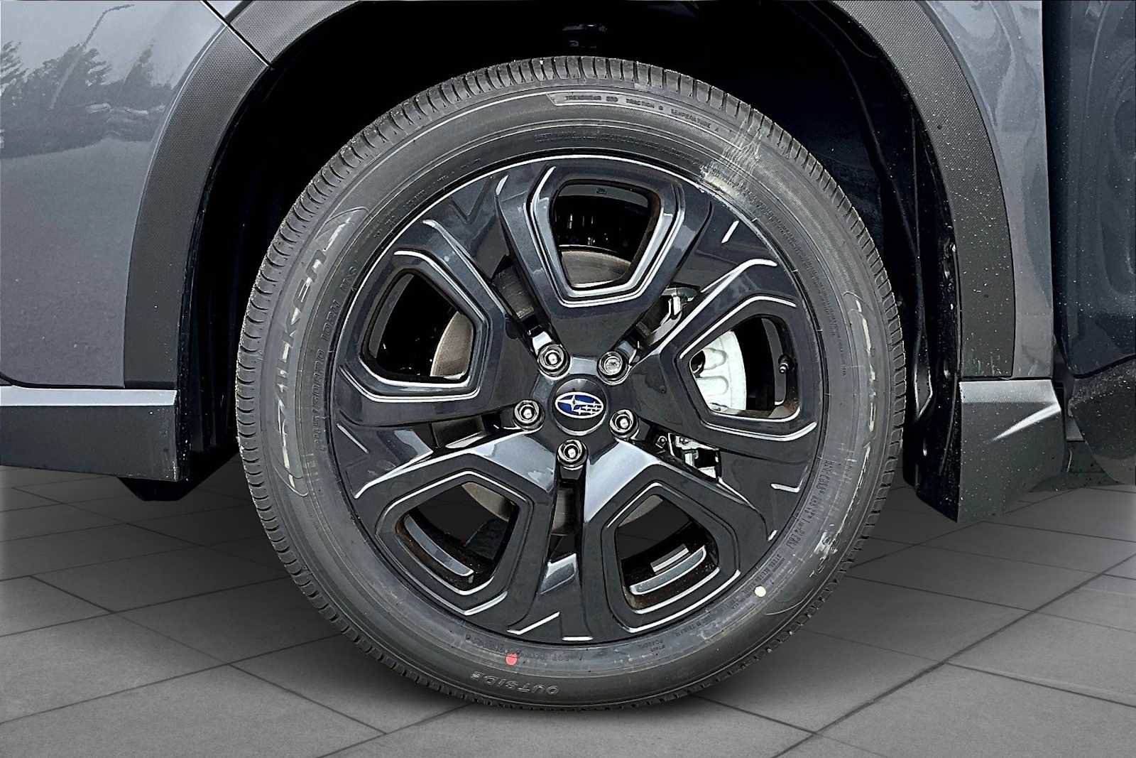 New 2025 Subaru Ascent Onyx Edition image 13