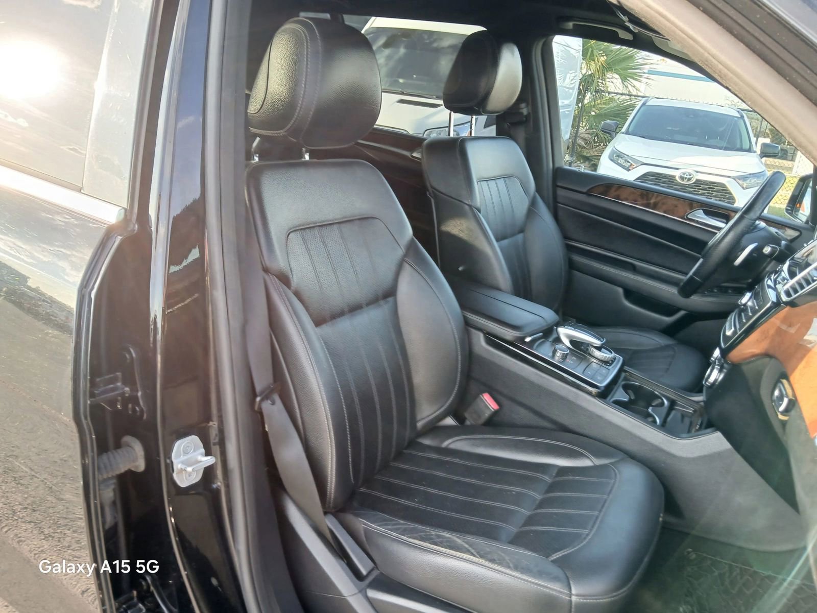 Used 2017 Mercedes-Benz GLS 450 4MATIC w/ Premium Package image 19