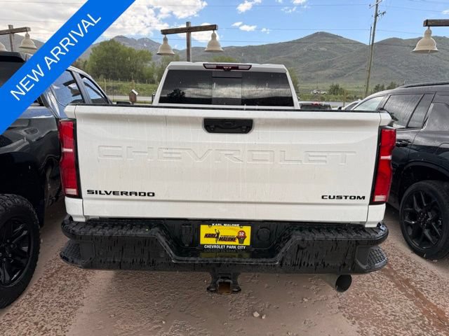 Used 2025 Chevrolet Silverado 3500 LTZ w/ LTZ Plus Package AWD/4WD image 6