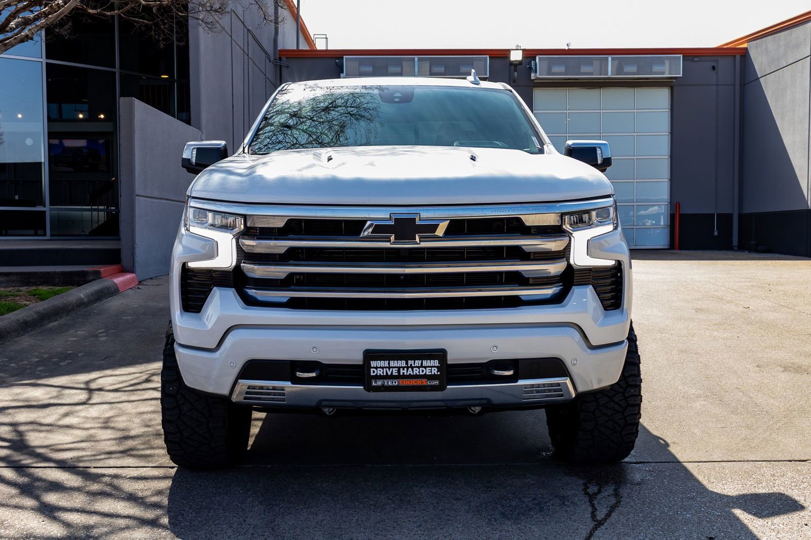 Used 2024 Chevrolet Silverado 1500 High Country w/ Technology Package AWD/4WD video 2
