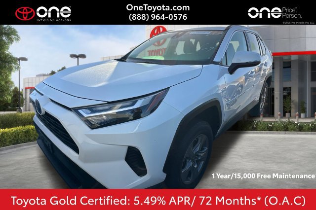 Used 2023 Toyota RAV4 LE AWD/4WD image 1