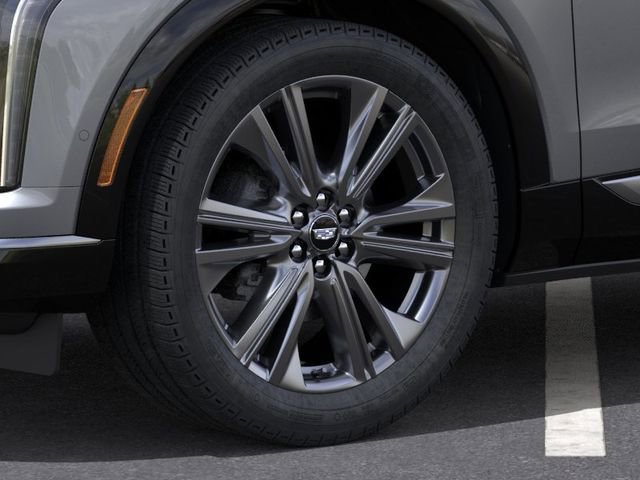 New 2026 Cadillac Optiq Sport 2 AWD/4WD image 9