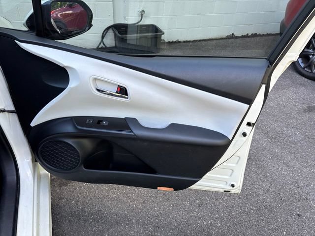 Used 2018 Toyota Prius Two w/ Prius Two Safety Plus Package FWD image 6