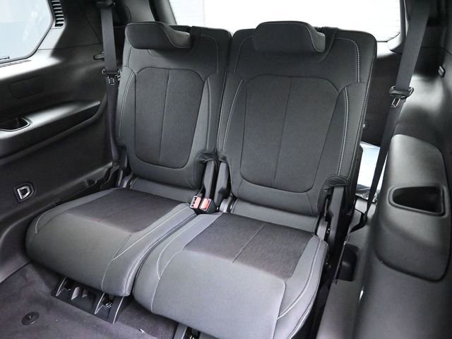 New 2026 Jeep Grand Cherokee L Laredo w/ MOPAR Finishing Package image 19