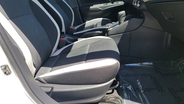 Used 2022 Nissan Versa SV w/ Trunk Package FWD image 38