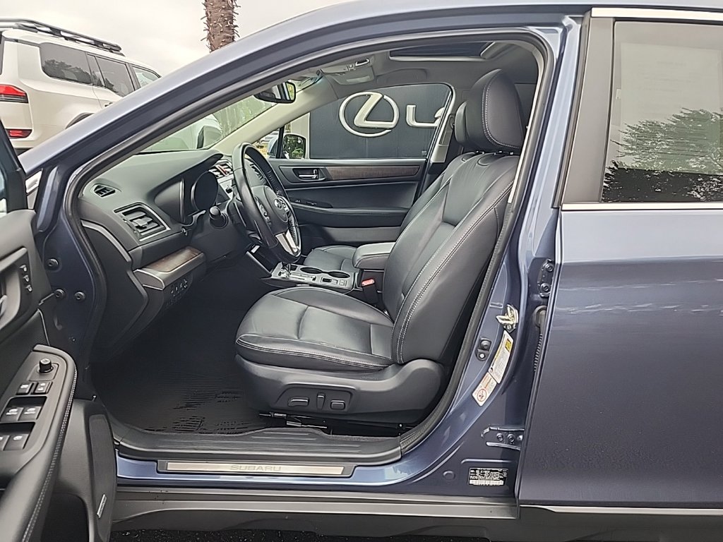 Used 2016 Subaru Outback 3.6R Limited AWD/4WD image 8