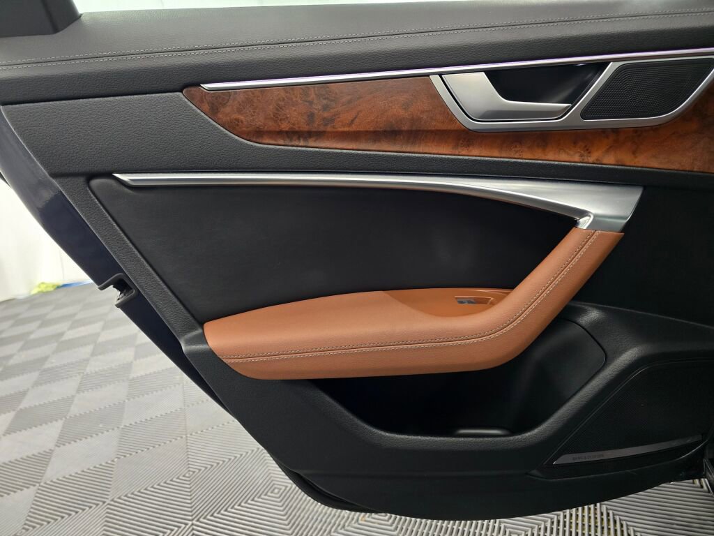 Used 2022 Audi A6 Premium Plus w/ Premium Plus Package image 20