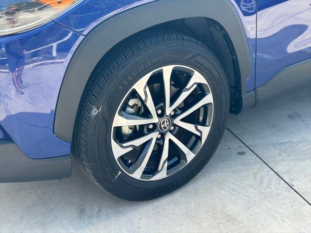 Certified 2022 Toyota Corolla Cross XLE w/ Convenience Package FWD image 9