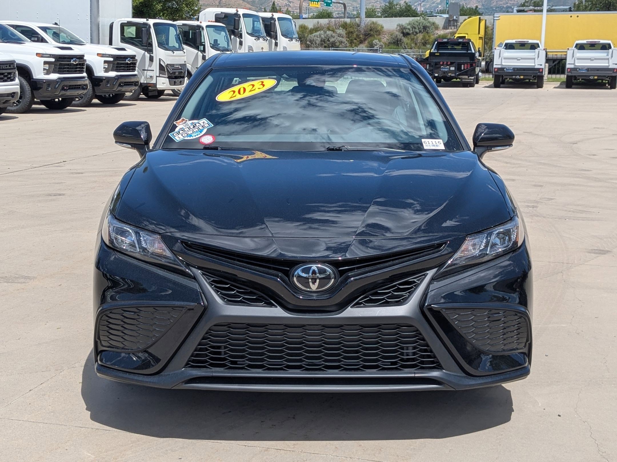 Used 2023 Toyota Camry SE FWD image 9