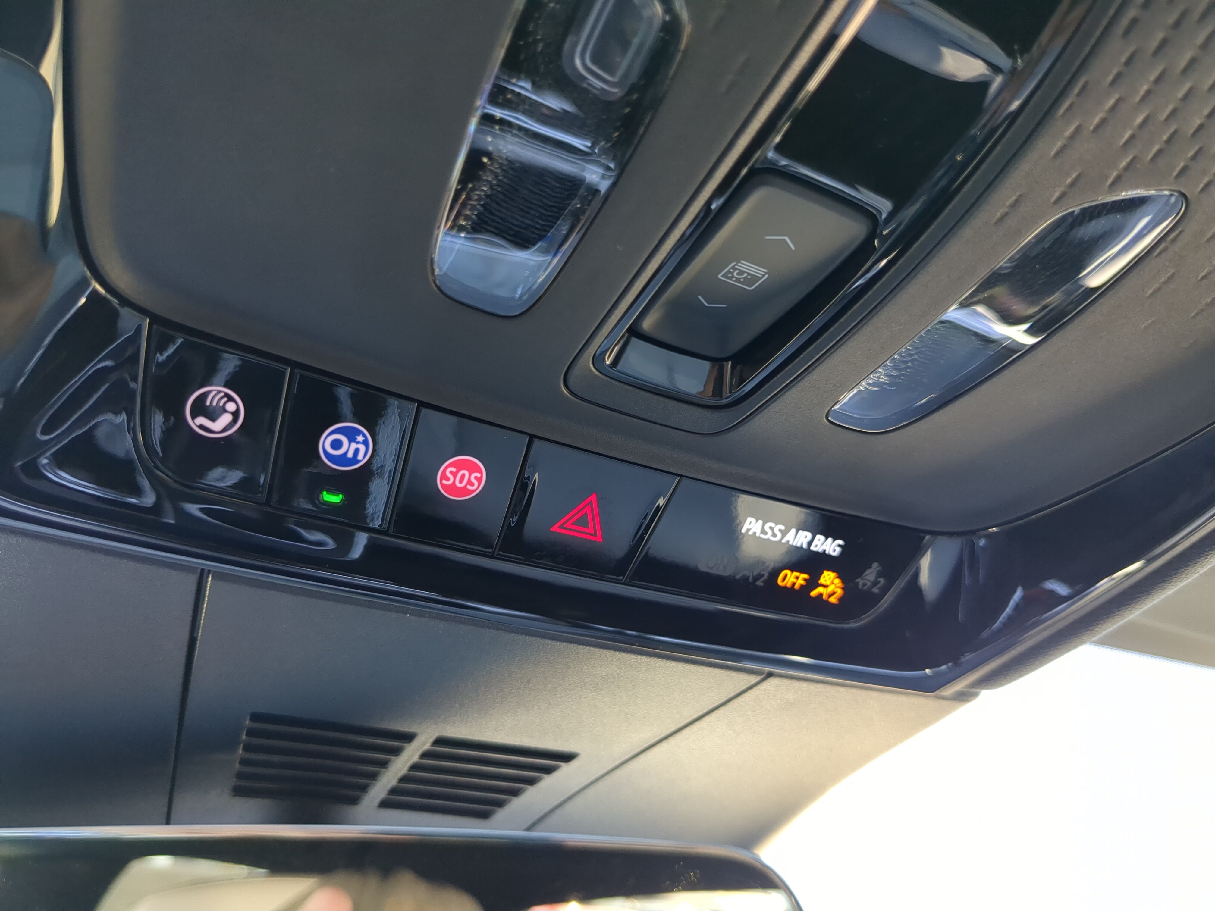 New 2026 Cadillac Lyriq Luxury w/ LPO, Floor Liner Package RWD image 20