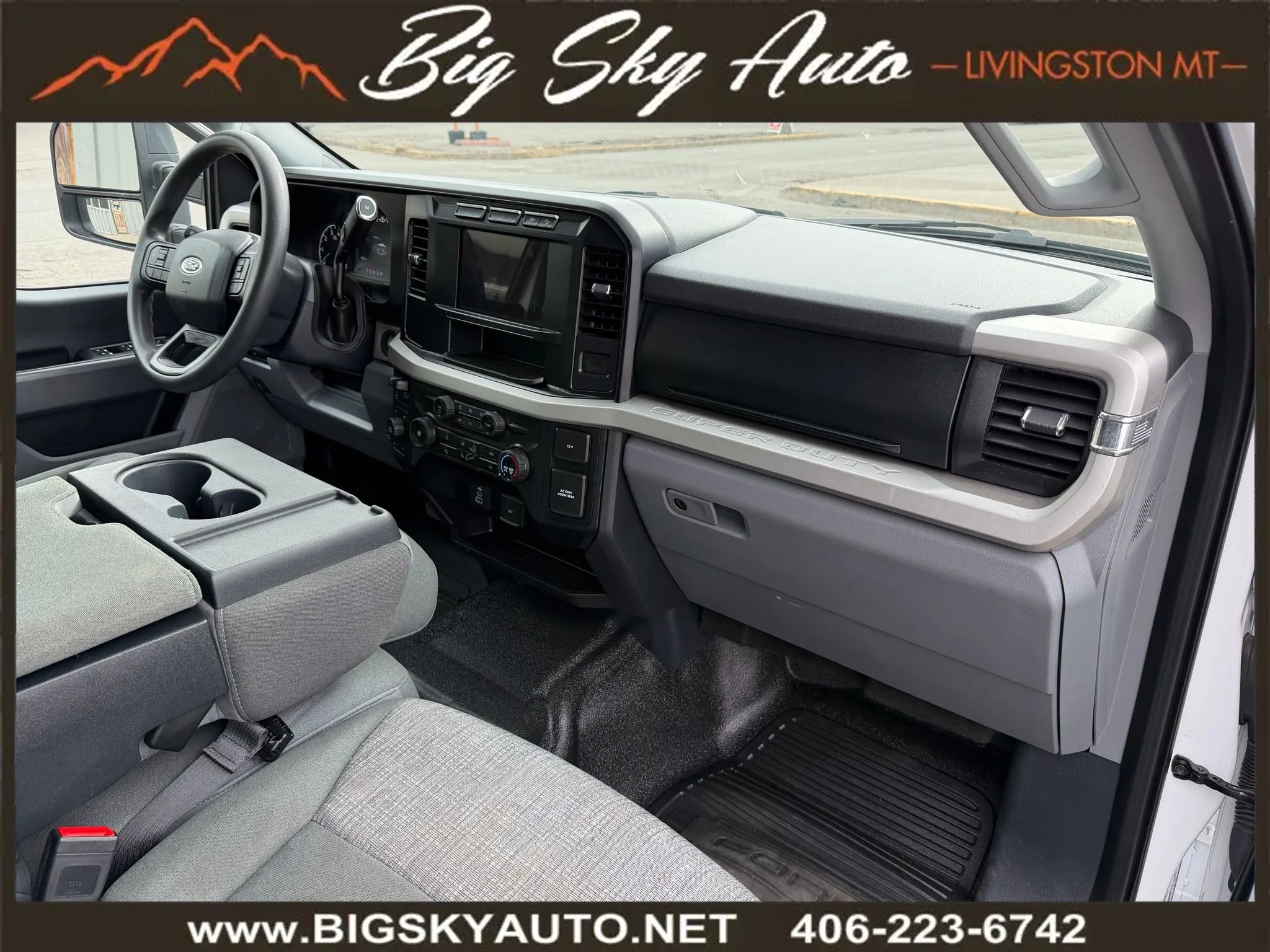 Used 2023 Ford F250 XLT w/ FX4 Off-Road Package image 15