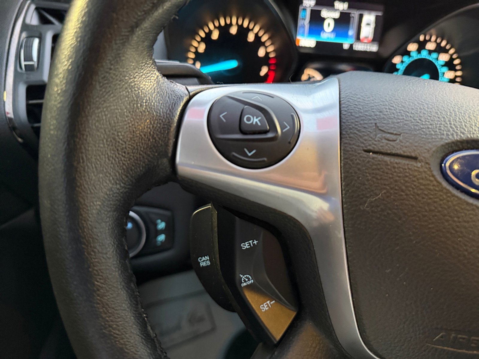 Used 2016 Ford Escape Titanium w/ Equipment Group 301A AWD/4WD image 17